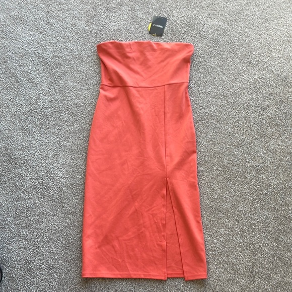 Forever 21 Dresses & Skirts - Forever 21 tube top bodycon dress